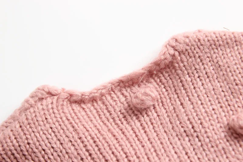 От 1 до 3 лет свитер для маленьких девочек осень-зима мяч в руки вниз свитер вязаный Куртка-кардиган младенческой Кардиган для девочек RT135