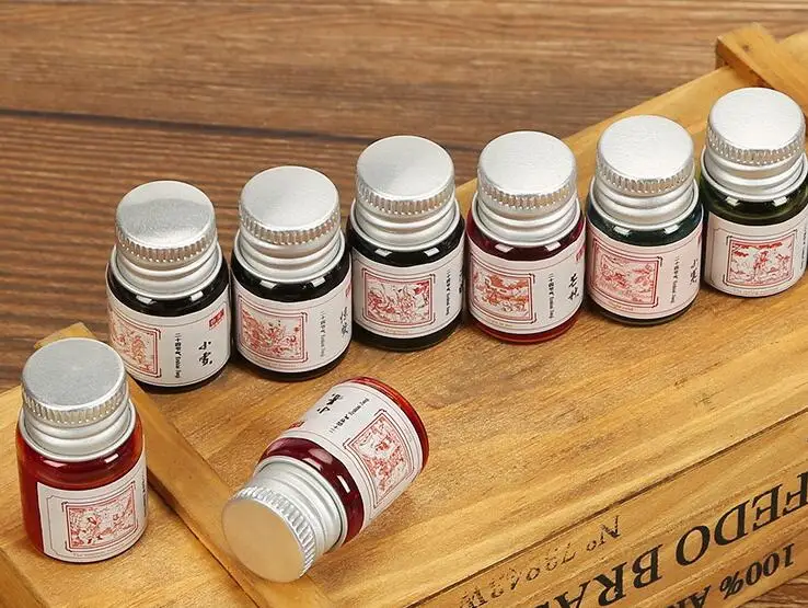 

10pcs/lot 22*30mm 5ml Glass Bottles Screw Cap Top Empty Wishing Bottles Aluminium Cap Seal Jars Food Grade Bottle Container Jars