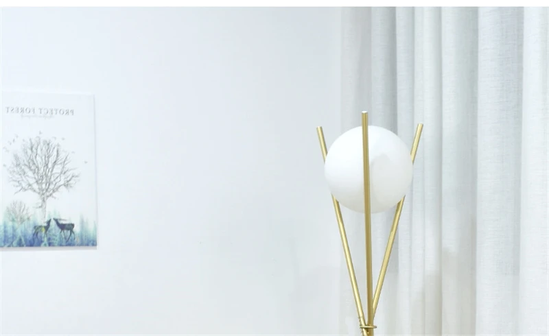 Candeeiros de pé do Tripé Bola de Vidro Lâmpadas de Assoalho Decoração da Casa do Metal do Ouro se as Luzes para Sala de Estar Modernos Quarto Luminárias 6 Cheap Luminárias de pé