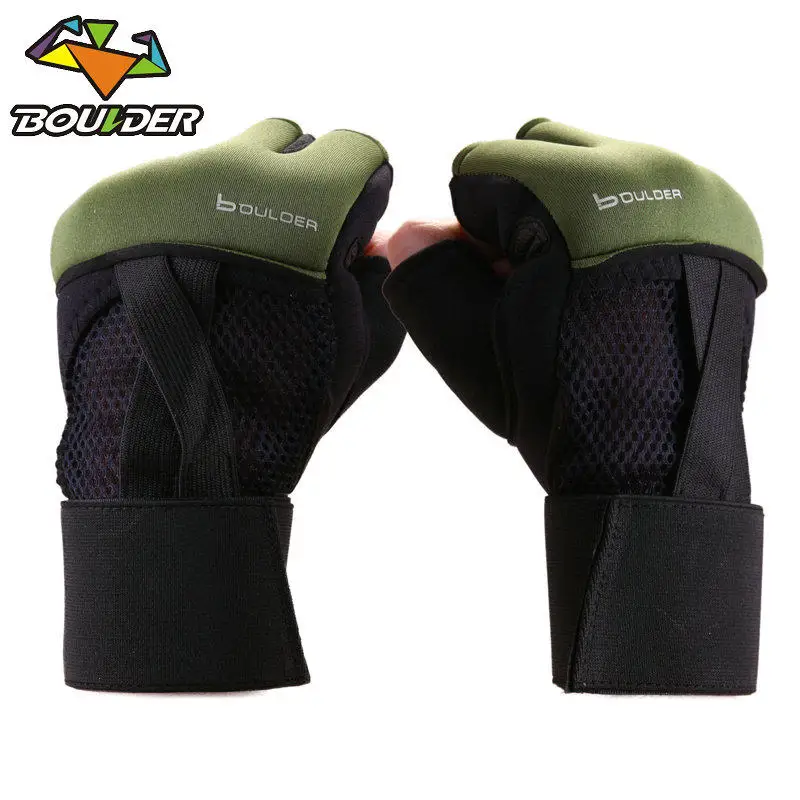 

Boxing Gloves MMA Gel Sparring Glove Punching Bag Mitts Men Women Training Muay Thai Half Finger Gloves