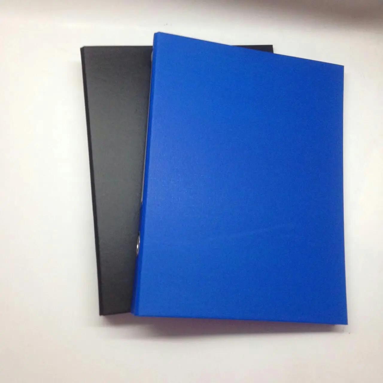 

Manufacturers Selling High-quality Cardboard Folder A4 Folder Fashion Office Folder 4 Hole Plate Business Writing Clip Files