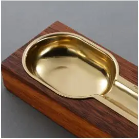 Portable Wooden Toble Office & Home Use Brown Metal Cigar Ashtray Holder 4 Rests,nice!