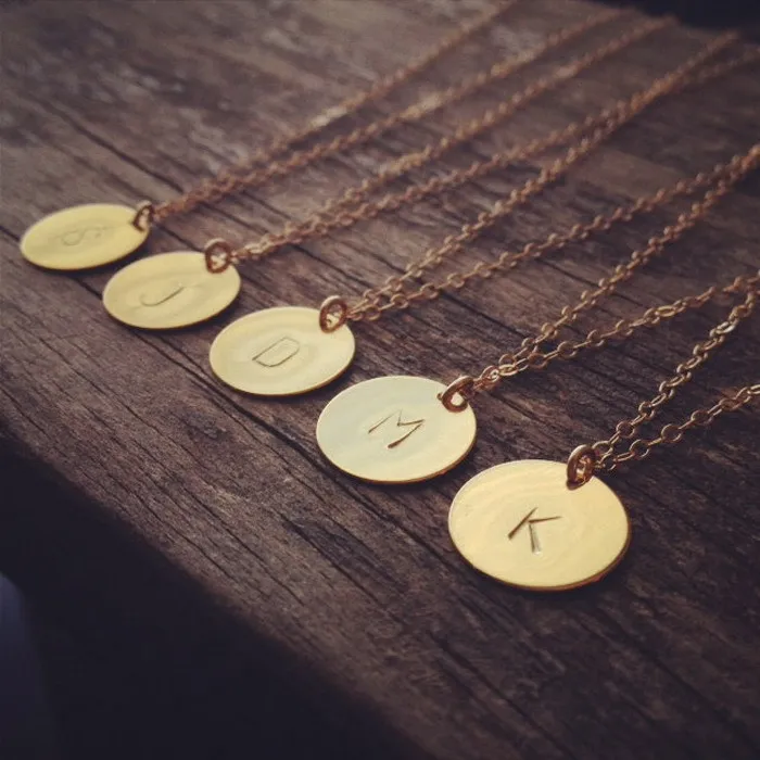 2015 New Initial necklace personalized Discs Charm Custom Letter friendship Jewelry Gift Golden Round Plated Necklace Pendants | Украшения