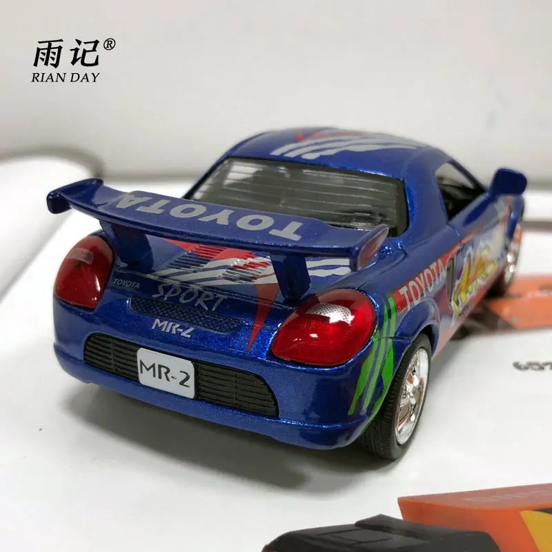 С высоким берцем на каждый день 1/32 Модель гоночного автомобиля Модель игрушка автомобиля Toyota MR2 Diecast металлические отступить модели автомобиля игрушки для подарка/Коллекция/Дети