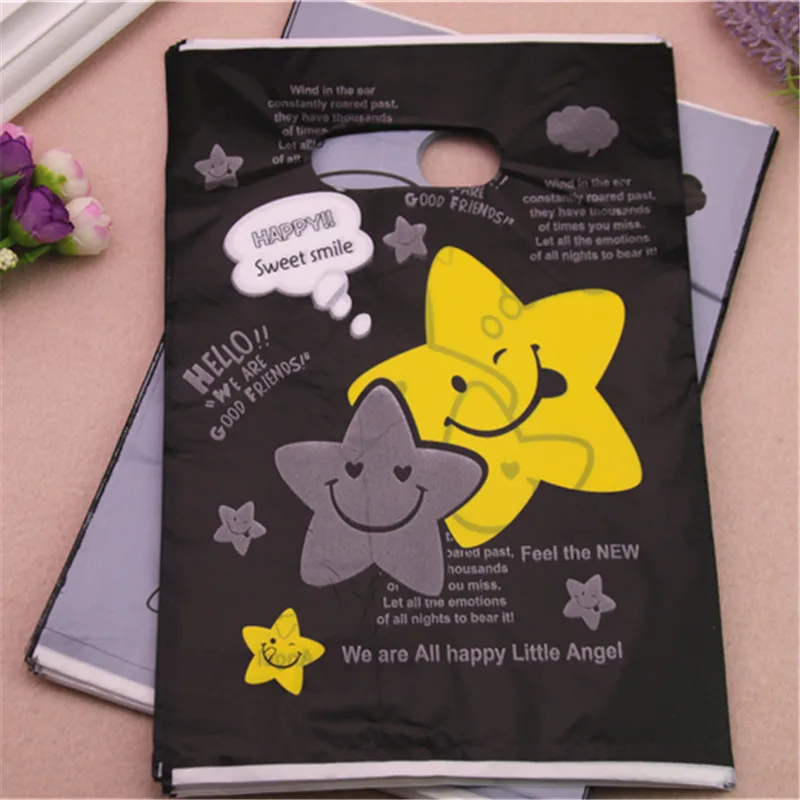 

2017 Wholesale 100pcs/lot 20*30cm Fashion Cartoon Smile Star Plastic Gift Packaging Bags With Handles