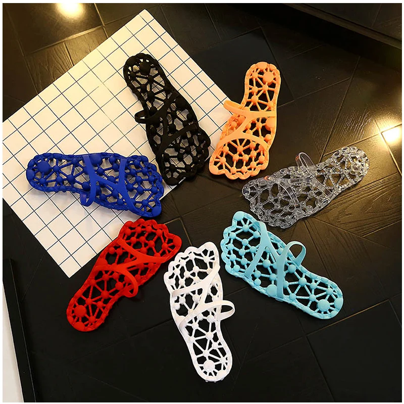 

Hollow-out indoor sandals for ladies, summer bathroom, skid-proof bathroom, household couples, health care massage slippers