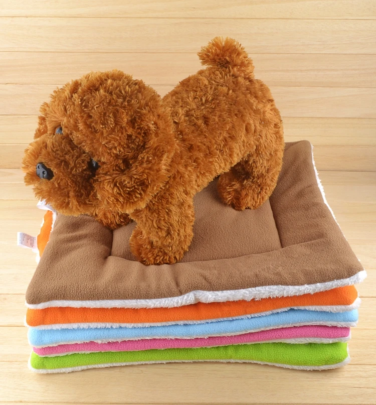 Winter Warm Dog Comfortable Fleece Mat Soft Kennel Cage Pad Bed Fluffy