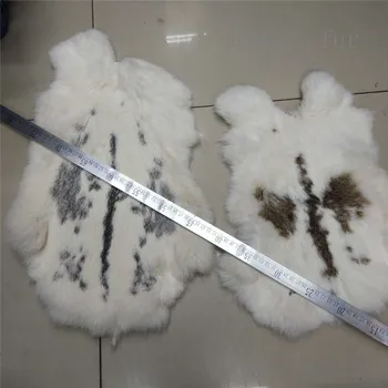 

Rabbit fur Approx 30*40cm White color with a little Grey