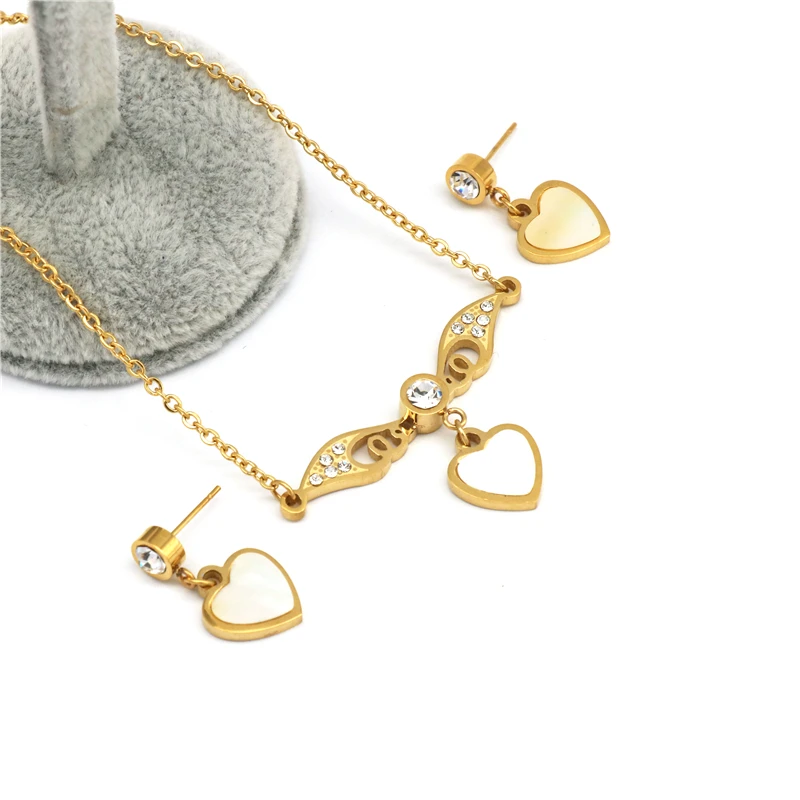 

Stainless steel jewelry sets Trendy heart shape Color Jewelry Sets For Women Necklace Pendant Earrings set
