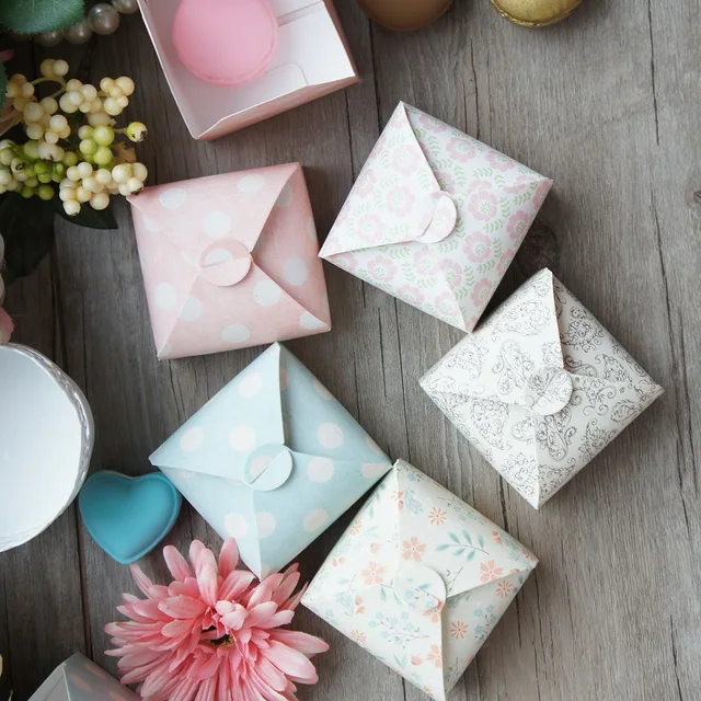 10pcs 5 style cute paper box as cookie candy little gift packaging christmas wedding favors gifts - Christmas Wedding Favors 10pcs 5 style cute paper box as cookie candy little gift packaging christmas wedding favors gifts - Christmas Wedding Favors