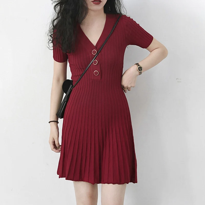 

Women's Knitted Dress Fashion Short Sleeve V-Neck Pleated Dress Buttons Slim Female Dress