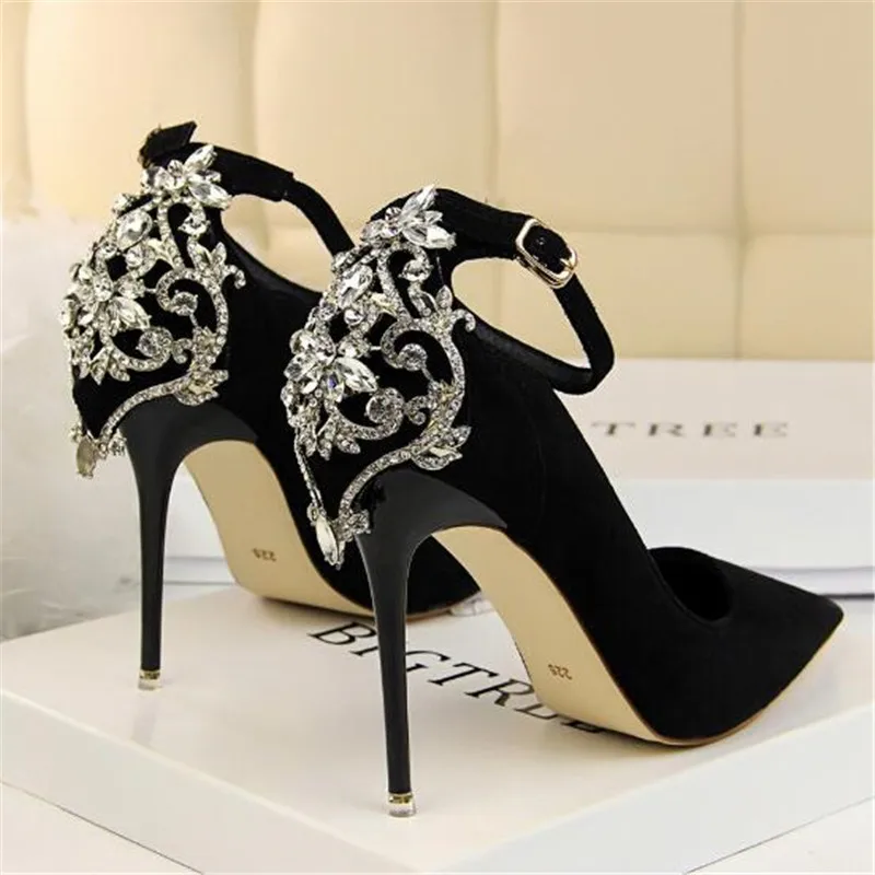 

Elegant Crystal Pointed Toe Wedding Shoe Women's Solid Flock Fashion Buckle Shallow High Heels Shoes For Women 5 Colors