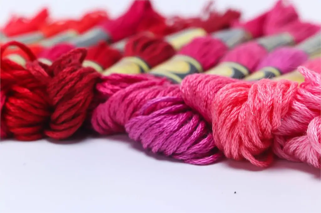 

Cross Stitch threads The two label cxc Style 10PCS Cross Stitch Cotton Embroidery Thread Floss Sewing Skeins Craft Colors-2