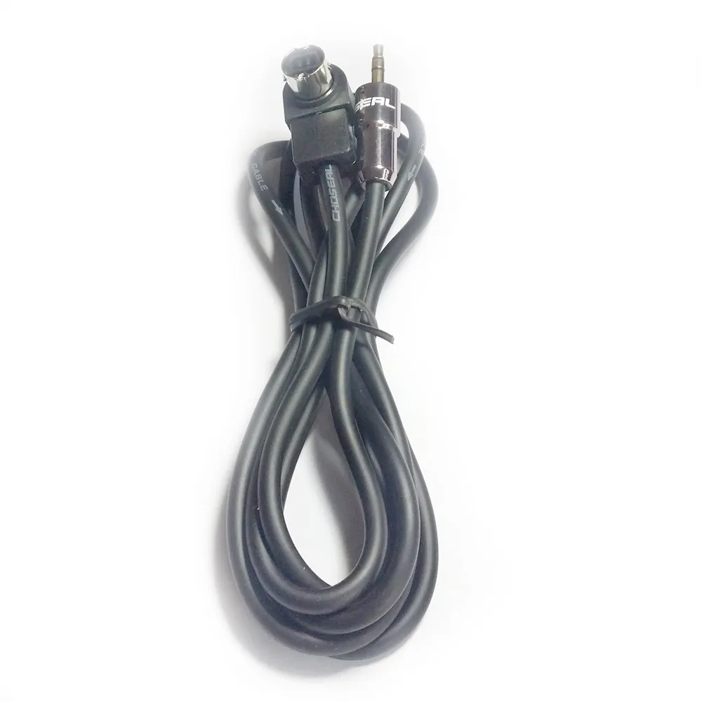 alpine aux cable (5)
