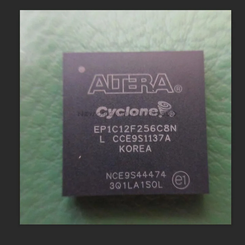 

EP1C12F256C8N EP1C12F256C8 IC FPGA BGA-324 Original 2PCS/LOT FREE SHIPPING