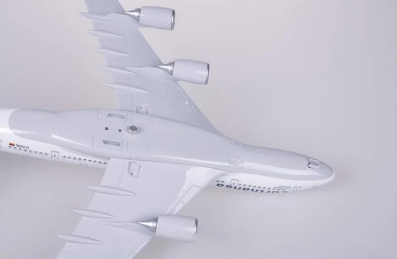 1/160 масштаб 50,5 см самолет Airbus A380 Lufthansa Airways модель W светильник и колесо литье под давлением пластиковая Смола самолет коллекция