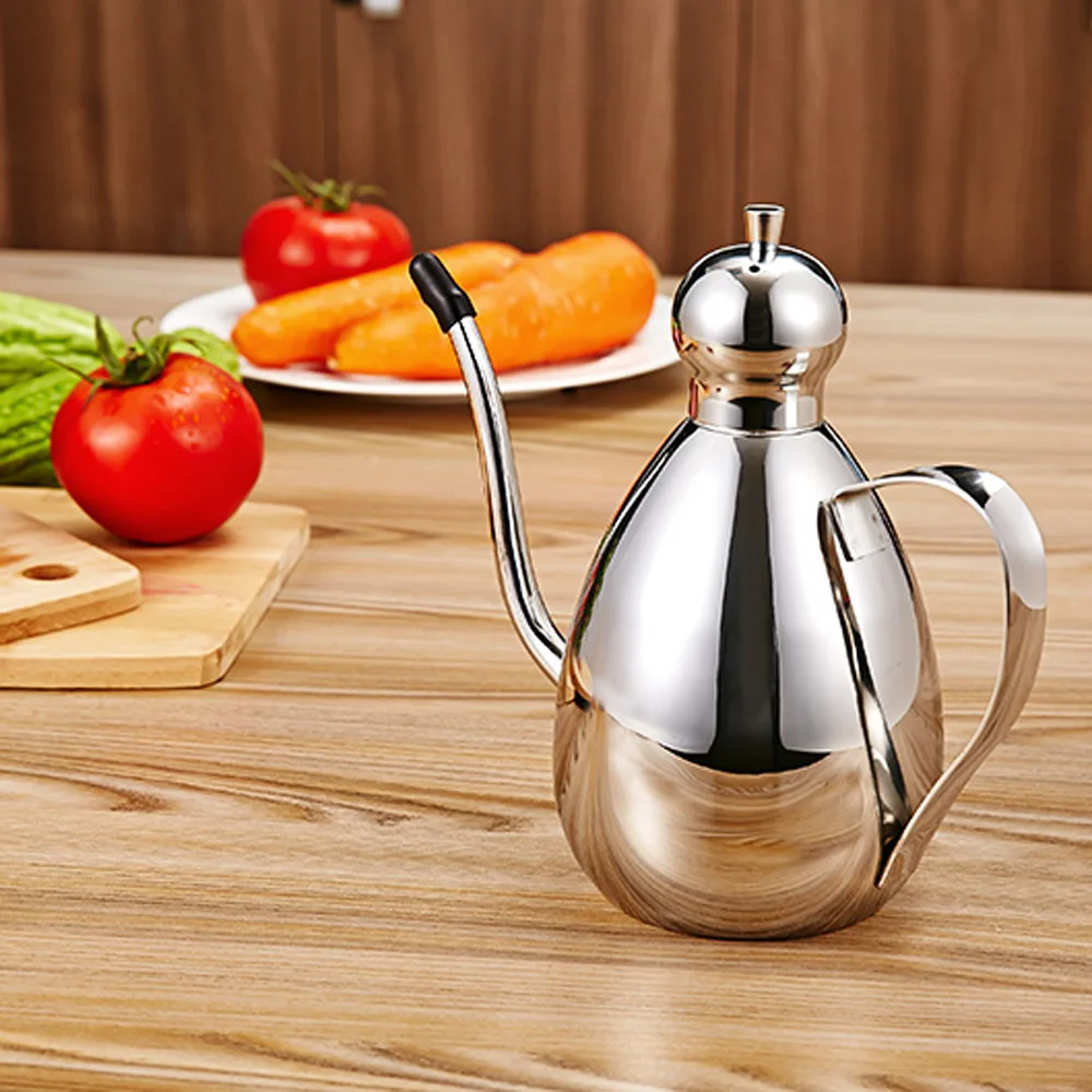 

Stainless Steel oil dispenser Olive Vinegar Batcher Can Bottle Pot Kitchen Accessories Cooking Tools Set 500ml Storage Bottles