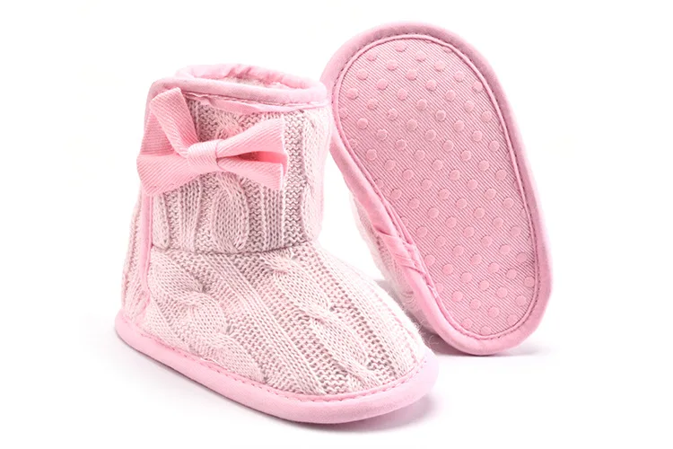 Бархатная теплая обувь для новорожденных; зимние ботинки для маленьких девочек на мягкой нескользящей подошве; зимние ботинки для малышей; обувь для малышей