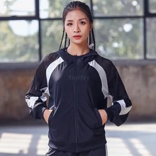 С длинным рукавом одежда куртка дышащий капюшоном Фитнес Для женщин рубашка Топ для бега спортивная одежда Бег Йога Рубашка патч Цвет