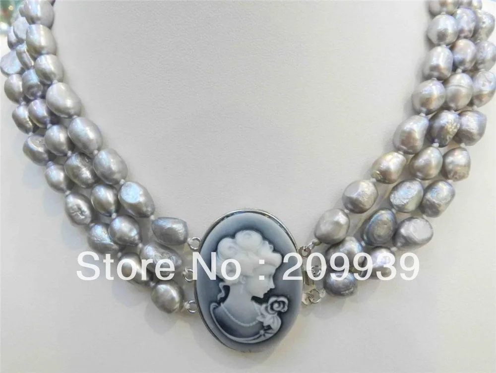 

hui0015 AA+3 ROWS SILVER GRAY REAL CULTURED PEARL NECKLACE EMBOSSED QUEEN'S AVATAR CLASP
