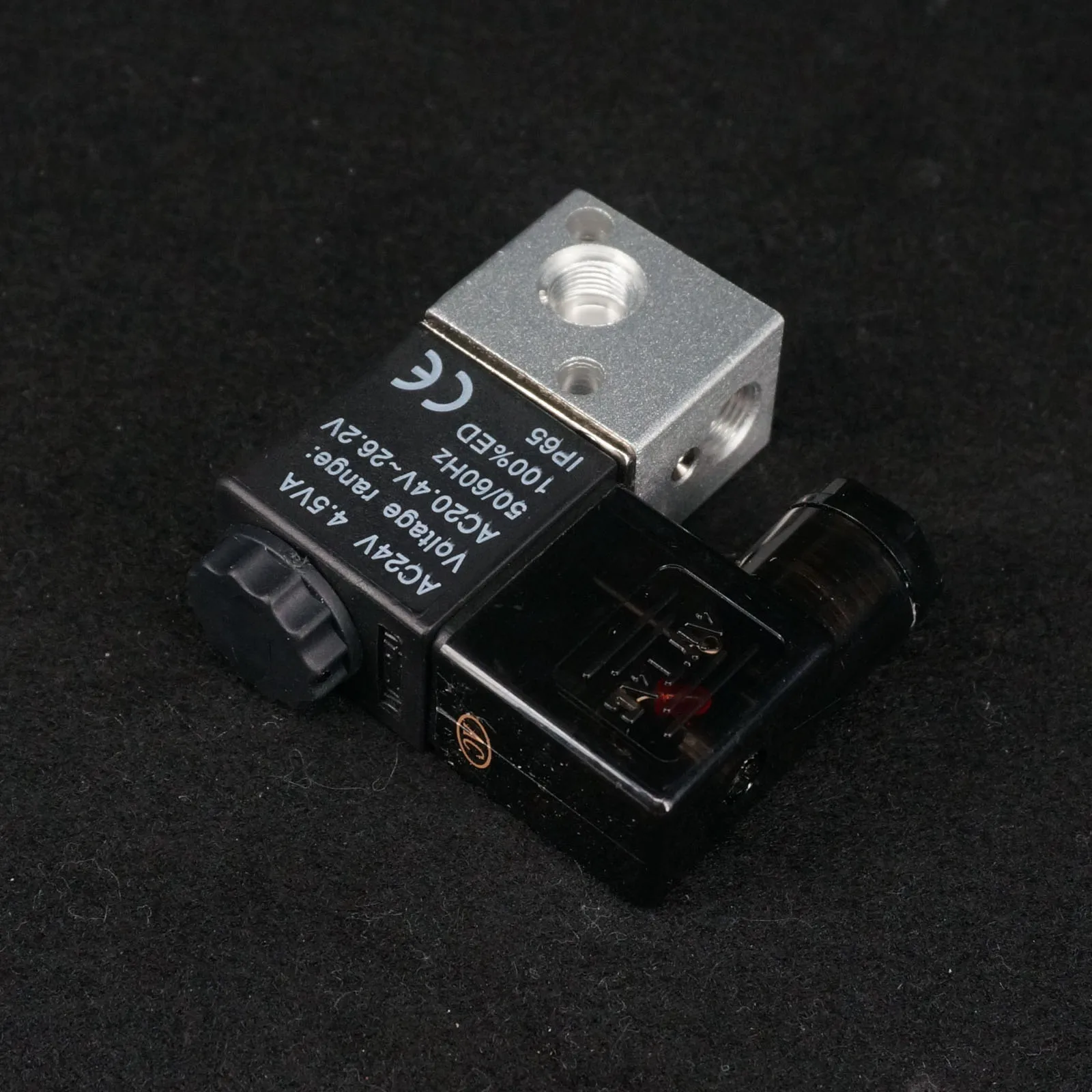 AC24V 3V1 06 3 порта 2 положения 1/8 &quotBSP нормально закрытый соленоидный воздушный