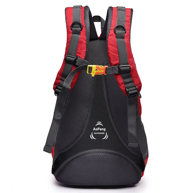 Hot Sale Red/green/balck 40L Outdoor Mountaineering Bags Water Nylon Shoulder Bag Men And Women Travel Hiking Camping Backpack