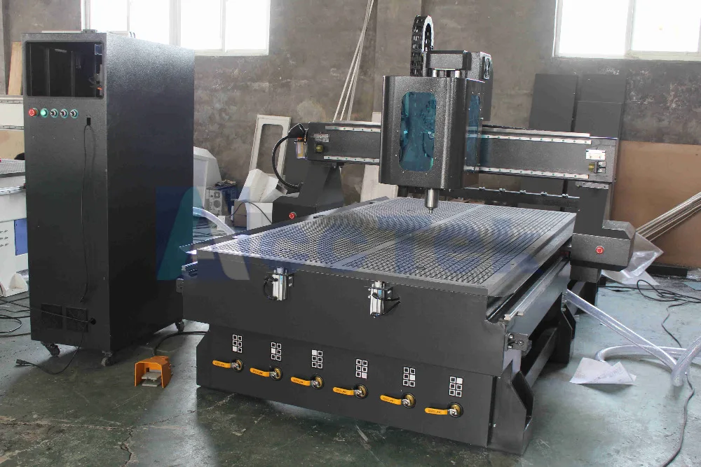 AKM1325C ATC cnc  (3)