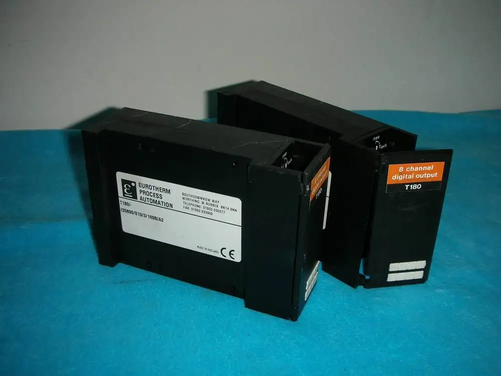 1 шт. б/у Континентальный EUROTHERM T180