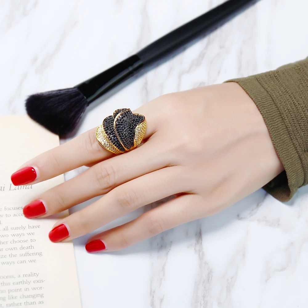 Stunning Luxury jewellery black crystal big ring bijuteria feminina fashion Jewelry White and Gold color large Ring's for party