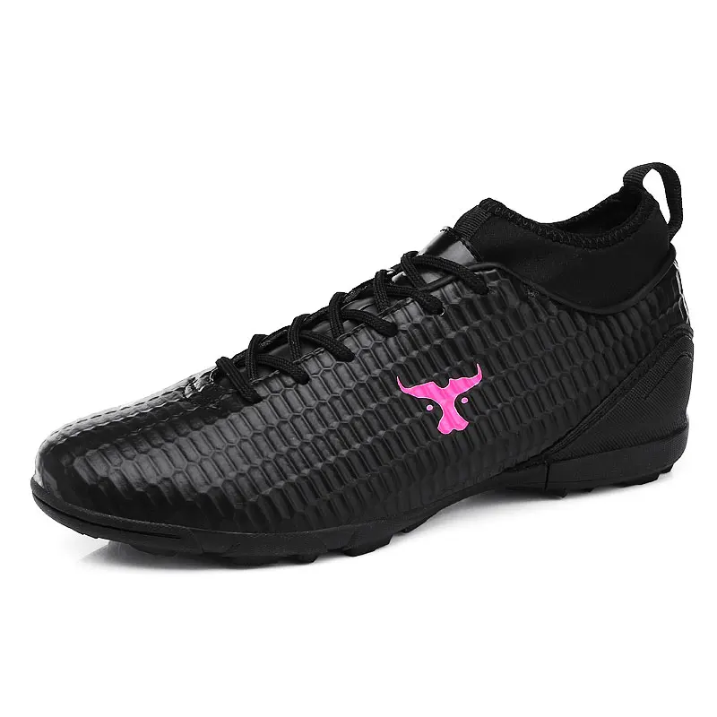 

Black Orange Men Soccer Shoes Lace Up Outdoor Male Training Football Boots Sport Sneakers Athletic Comfortable Gym Footwear