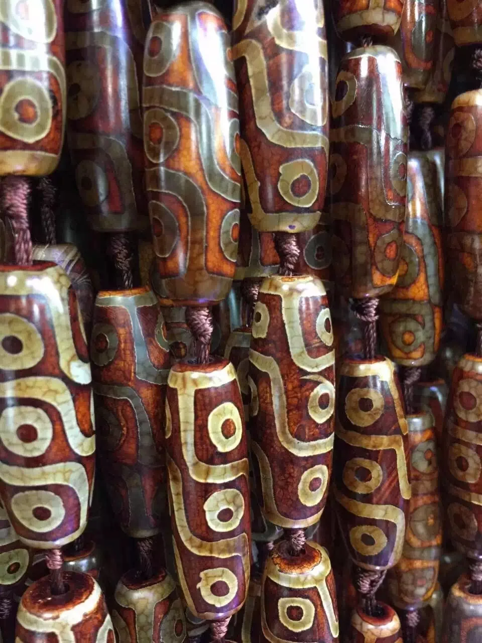 

2strands/lot 9Eyes Brown Mala Tibetan Mystical Stone Dzi Necklaces Tibetan Charms Rice Gems Stone Matte Turtleback Drum Beads