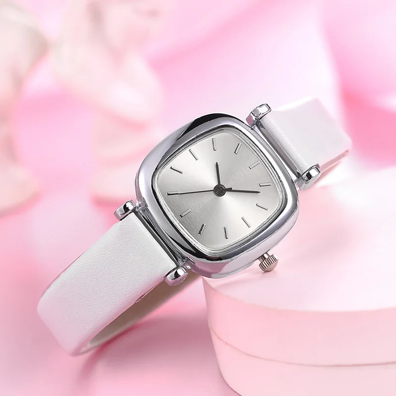 

2019 New Fashion Fine Leather Band Small Square Watch Simple Style Light Casual Women's Watch Reloj Mujer Clock Relogio Feminino