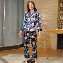 Роскошные Весна длинным рукавом Повседневное пижамный комплект Топ и Брюки для девочек с фруктовым принтом Для женщин атласные шелковые пижамы Горячая ночная леди Pijama feminino