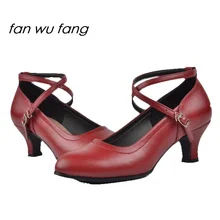 Fan wu fang/Новинка года; высококачественные Бальные латиноамериканские танцы из микрофибры; женские туфли Танго для взрослых; 3 цвета; 5 см; 815