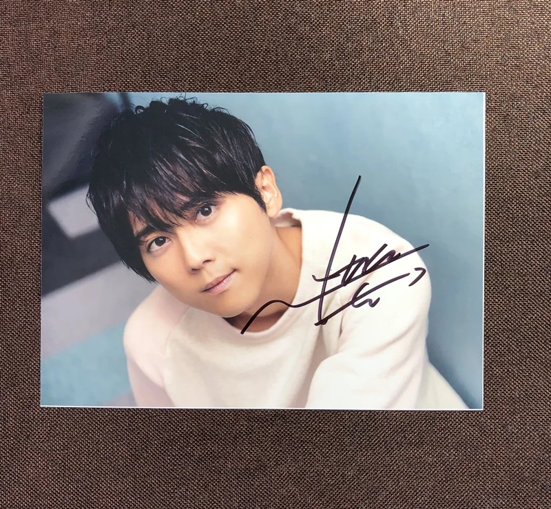 Автограф 5. Ямашита томохиса 2022. Автограф ричарда талера. Автографы корейских знаменитостей. Автограф 5.