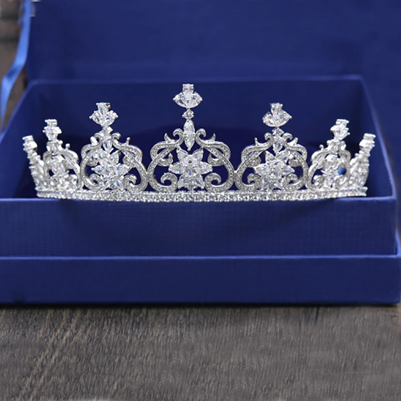 

2017 New Fashion Tiaras And Crowns Flower Tiaras Charm Women Wedding Accessories Cubic Zirconia Hair Pins Tiara De Noiva WH006