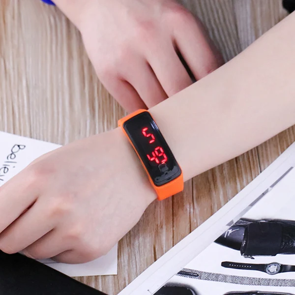 JOYROX модный светодиодный дисплей цифровые спортивные часы горячая силиконовый ремешок детские наручные часы для девочек и мальчиков детские часы карамельного цвета - Цвет: Orange