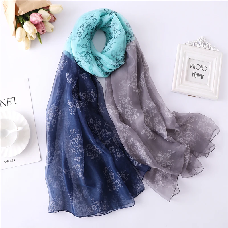 

Hot sale new 2019 summer silk scarf big size print women scarves shawls and wraps lady pashmina hijabs scarfs bandana foulard