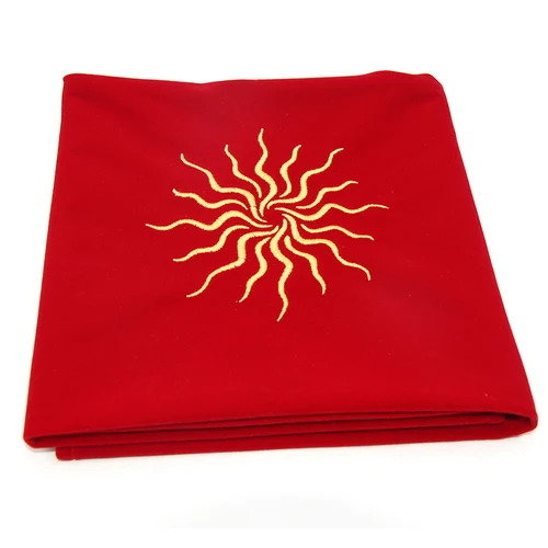60x60cm Altar Pentacle Sun Tarot Cards Party Table Cloth Tablecloth Divination Wicca Velvet Tapestry Vintage board game playmat - Цвет: red