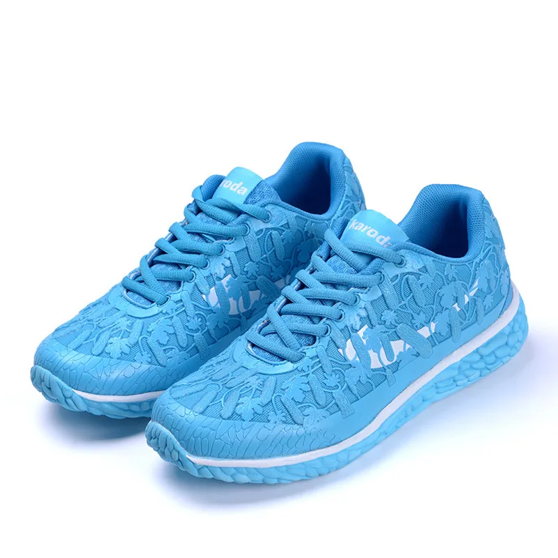 New Glowing Shoes Casual Shoes Tide Mesh Spring and Summer Students Leisure Shoes Outdoor Warking Race
