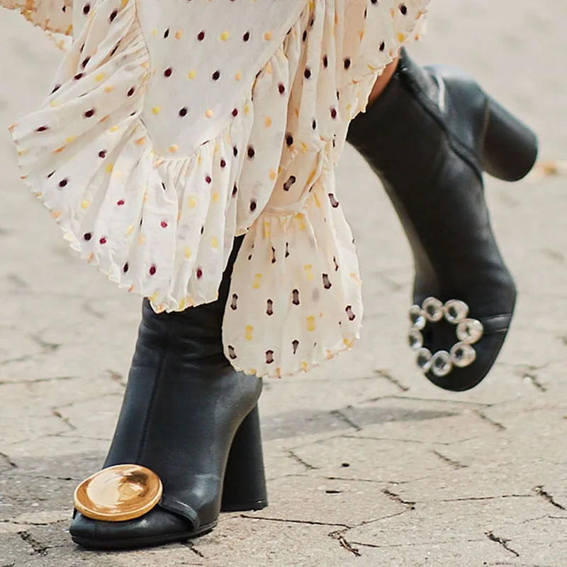 

High Heel Ankle Boots Crystal Buckle Boots Designer Black Leather Martin Boots Fashion Round Toe Zipper Shoes