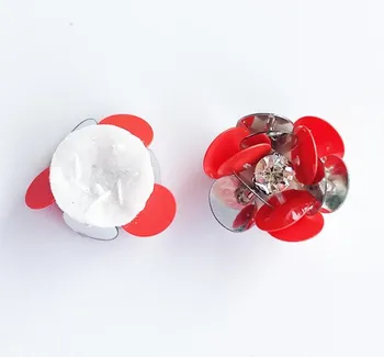 

DIY Flower Sequins Bead Brooch Patches Applique Vintage Embroidered Fabric Sew On Patch Fashion Clothing Decoration