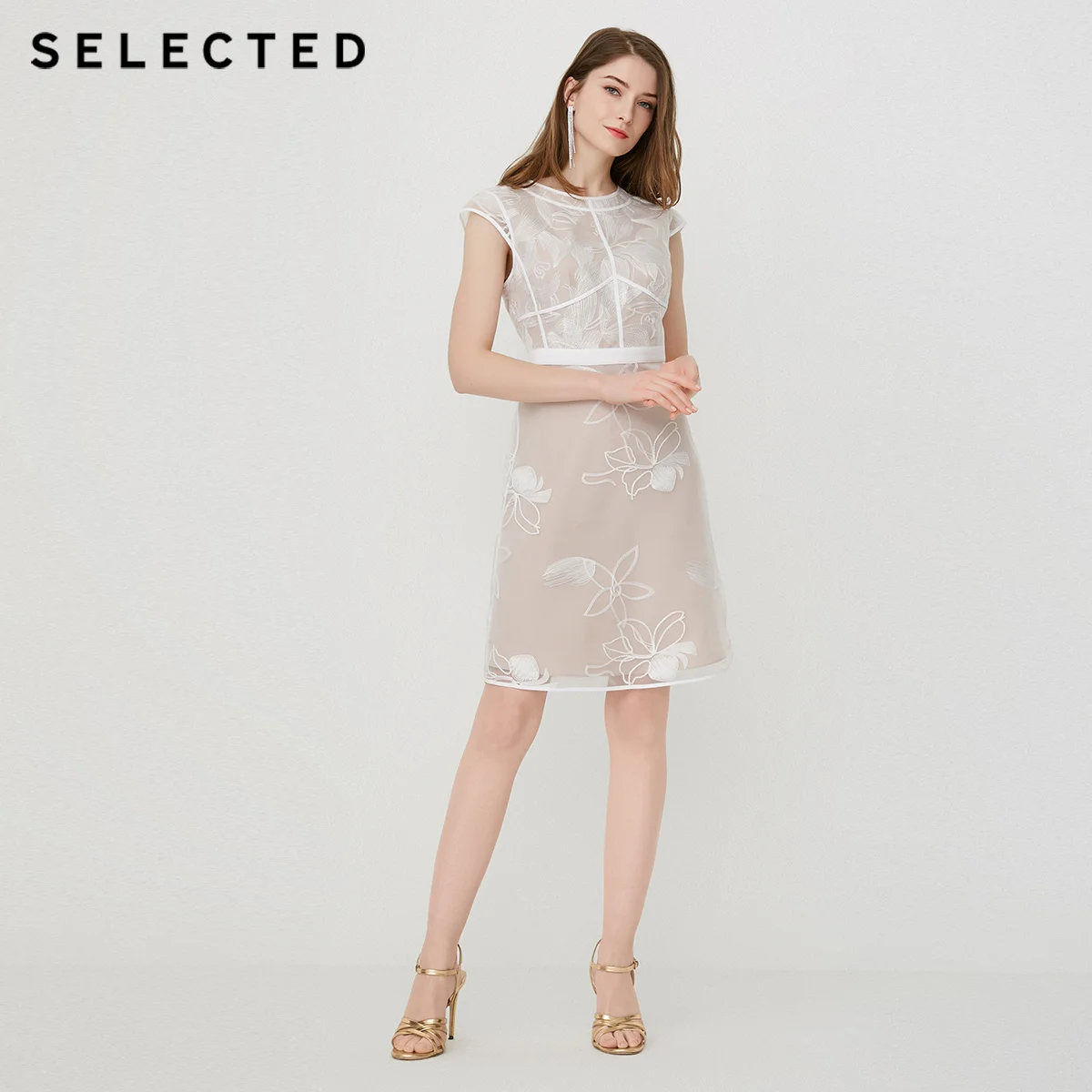 OPTIC WHITE Отборное летнее приталенное платье с вышивкой | 41922J505 - Цвет: OPTIC WHITE