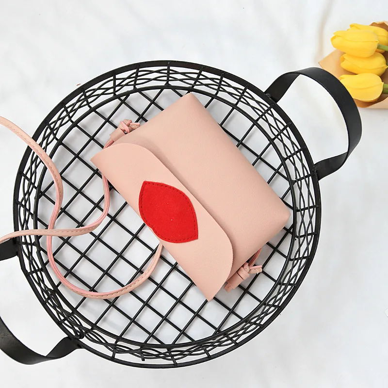 

Billtera Mini Red Lips Messenger Bags 5 Colors Fashion Style Women Shoulder Messenger Bag Cheaper PU Leather Handbags on Sale