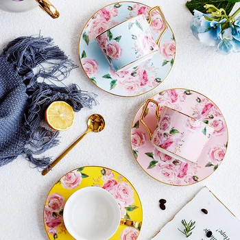 

Fashion gold rim rose ceramic coffee cup saucer home tea cup set simple afternoon tea flower tea cup with spoon Holiday gift