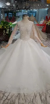 شراءCloverBridal 2019 أحدث أبيض فاخر ذيل كاتدرائي مطرز فستان الزفاف Vestido De Festa Longo سحاب + أزرار الظهر