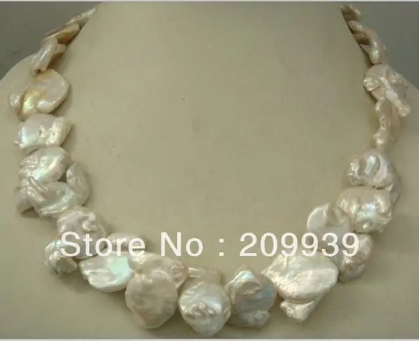 

huij 001176 natural south sea white pearl necklace 14KG