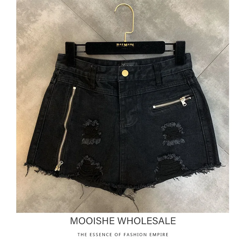 

2019 Summer New Zipper Decoration Personality Hole Fake Two Denim Shorts Female