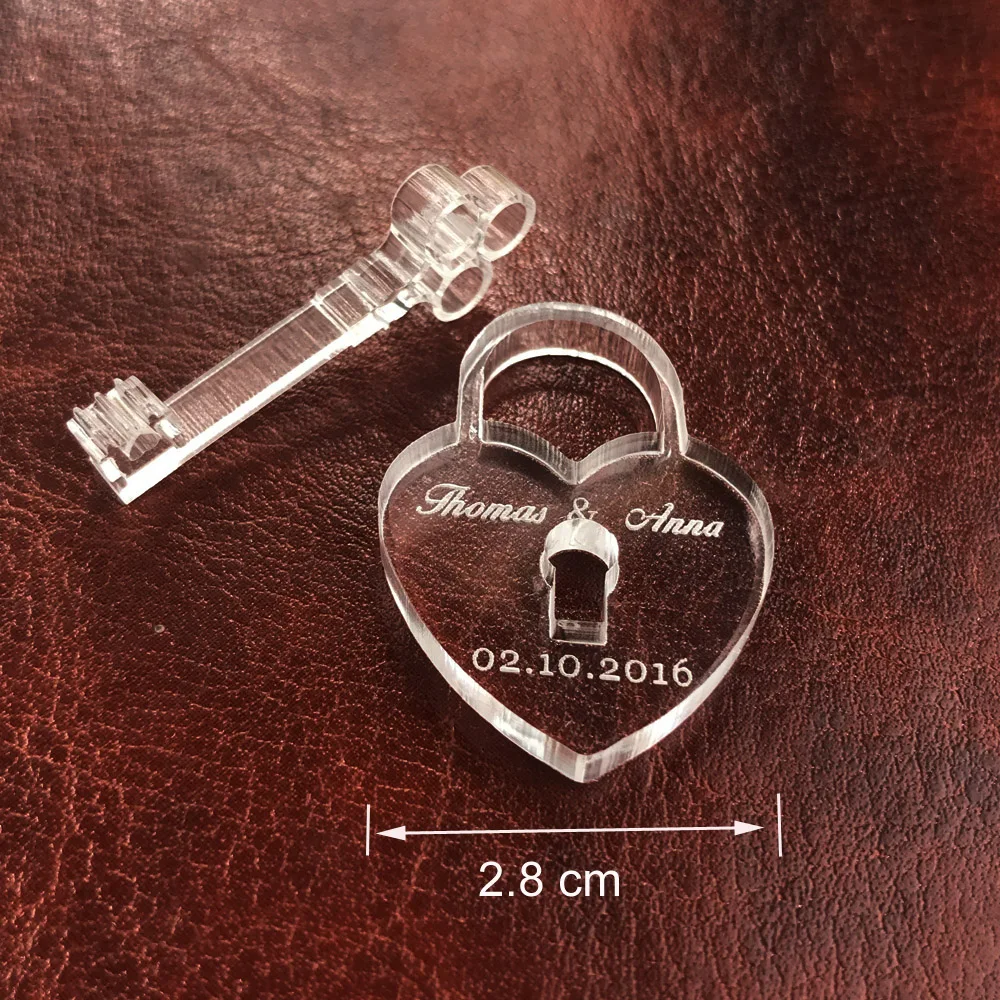 

Personalized custom Engraved wedding name and date Love Heart Key and lock Crystal Wedding Centerpieces Gift Tags Candy Tags