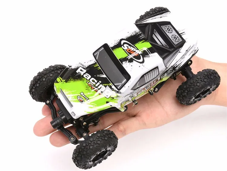 WLToys 24438 1:24 RC гоночный автомобиль масштаб 4WD внедорожный пульт дистанционного управления детские игрушки на радиоуправлении led с батареей